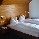 Hotel Restaurant Rössle 3*
