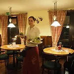 Hotel Restaurant Rössle 3*