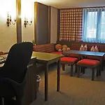 Hotel Restaurant Rössle 3*