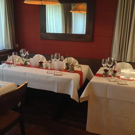 فندق Restaurant Roessle